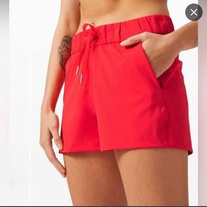 Lululemon On the fly shorts